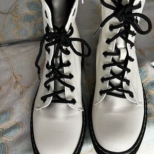 Sincerely Jules White and Black Lace-Up Boots